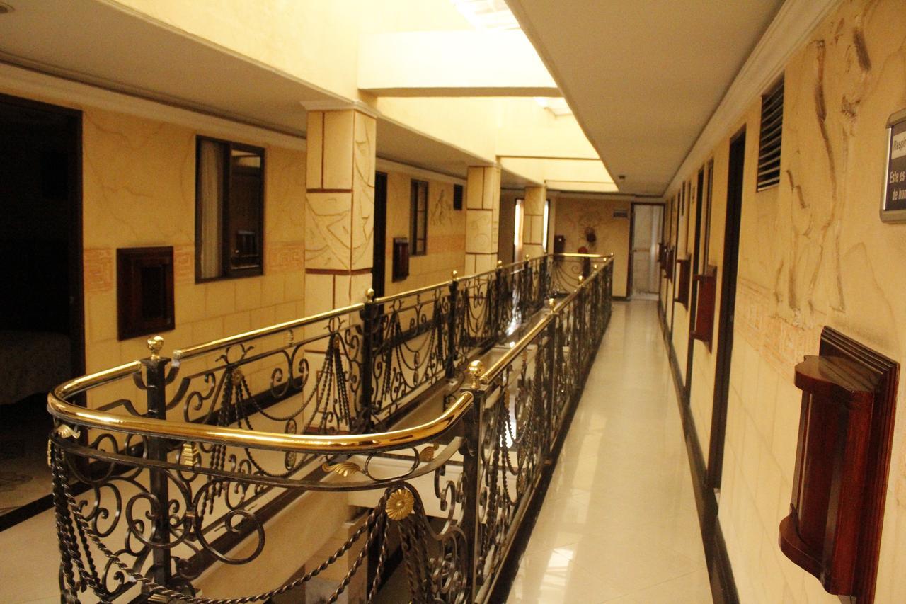 Motel Piramides De Cristal Богота Экстерьер фото