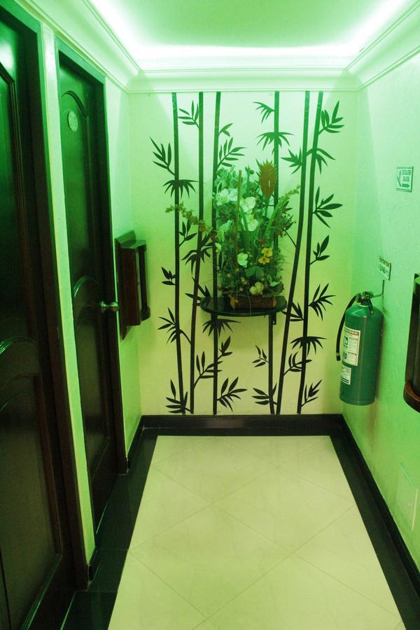 Motel Piramides De Cristal Богота Экстерьер фото